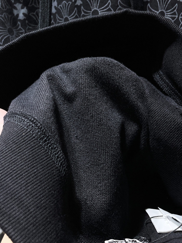 ブランドパーカー着用イメージ